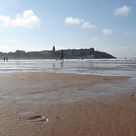 Appartamento Apartamento La Escalerona Con Vistas Al Mar Gijón Esterno foto