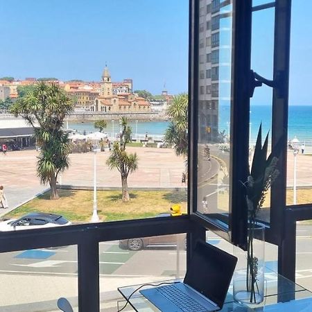 Appartamento Apartamento La Escalerona Con Vistas Al Mar Gijón Esterno foto