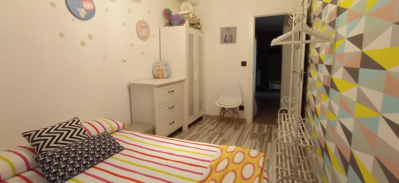 Appartamento Apartamento La Escalerona Con Vistas Al Mar Gijón Esterno foto