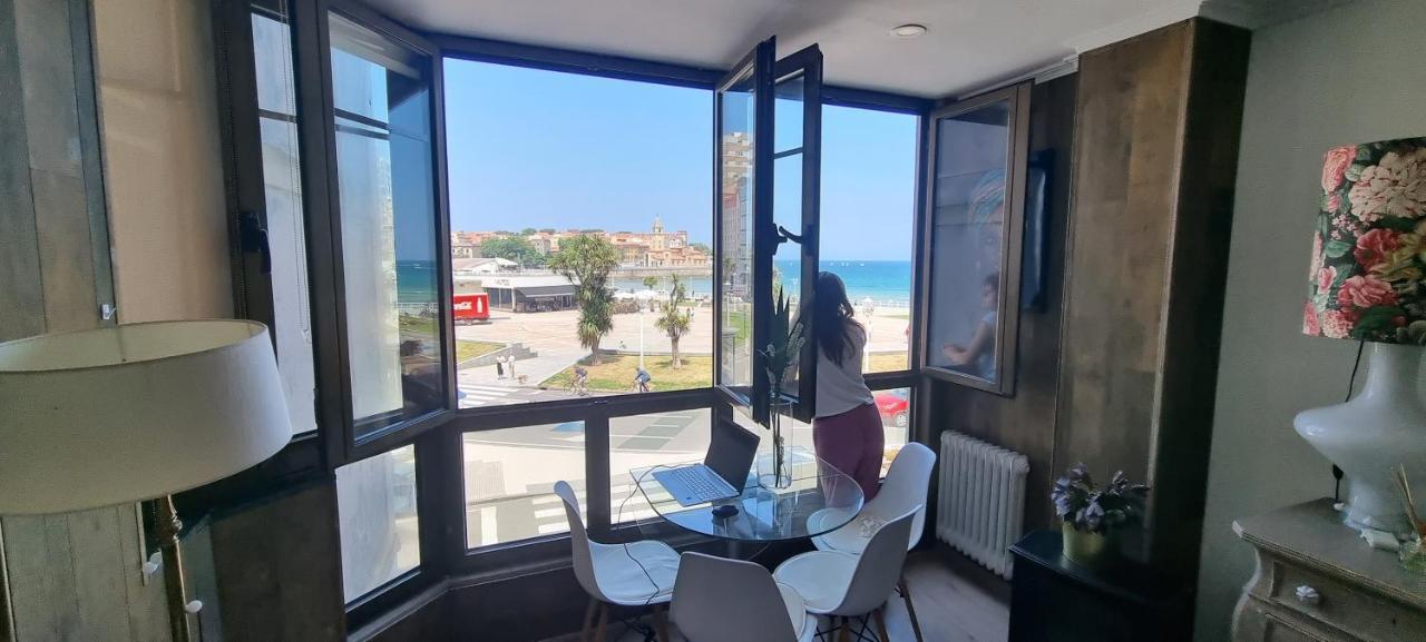 Appartamento Apartamento La Escalerona Con Vistas Al Mar Gijón Esterno foto
